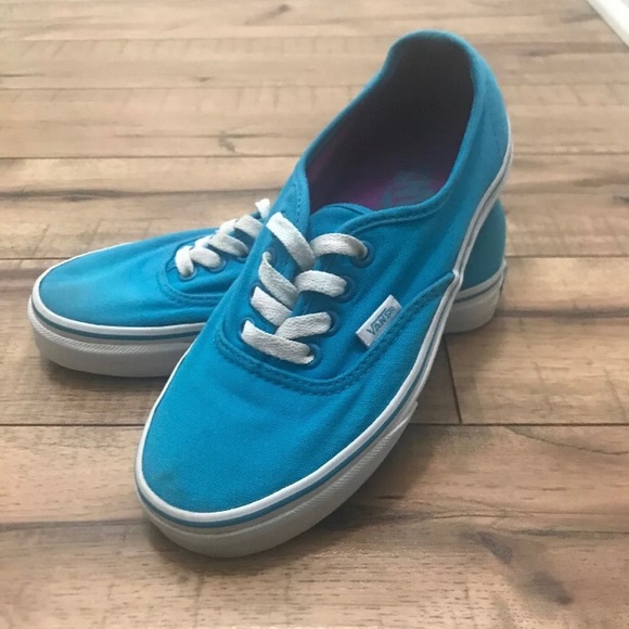 Vans Shoes - Classic Vans